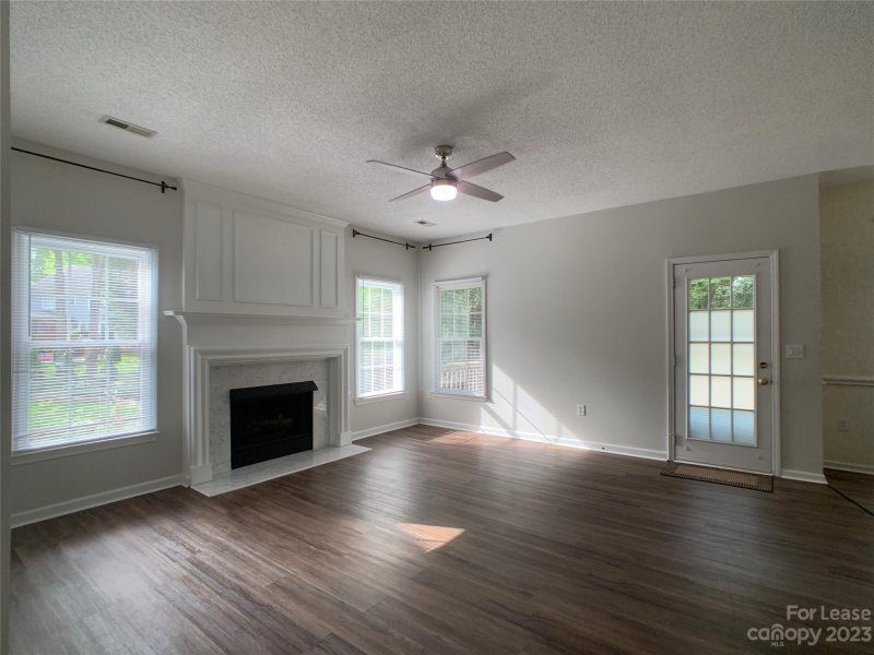 Property image 2 at 19902 Catamaran Court, Cornelius, NC 28031