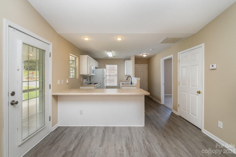 Property image 5 at 1008 Old Chestnut Way, Cramerton, NC 28032