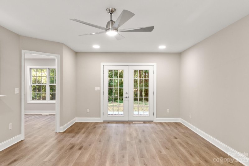 Property image 5 at 313 Faith Road, Mooresville, NC 28115