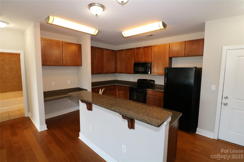 Property image 3 at 630 Calvert Street, Charlotte, NC 28208