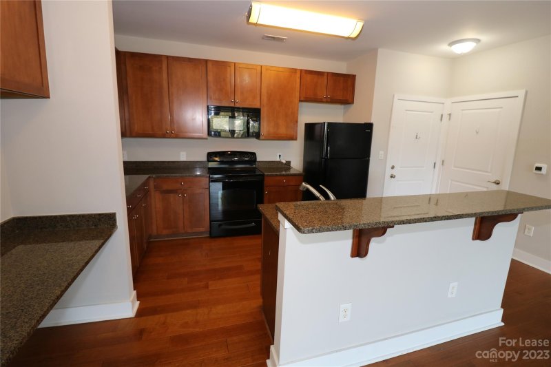 Property image 4 at 630 Calvert Street, Charlotte, NC 28208