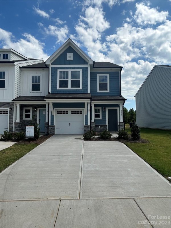 Property image 2 at 2019 Crooked Oak Lane, York, SC 29745