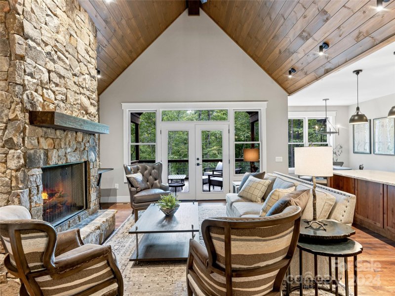 Property image 2 at 1225 Pinnacle Falls Lane, Zirconia, NC 28790