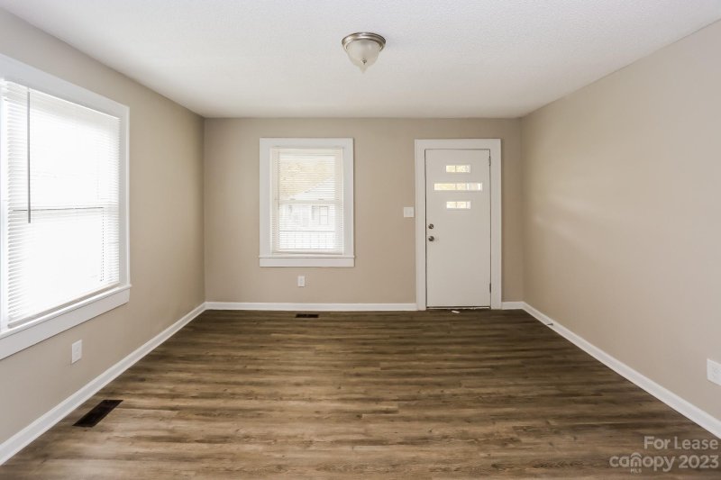 Property image 4 at 810 Walker Street, Kannapolis, NC 28081