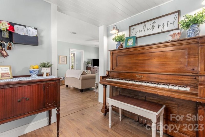 Property image 5 at 1105 Old Thompson Avenue, Lancaster, SC 29720