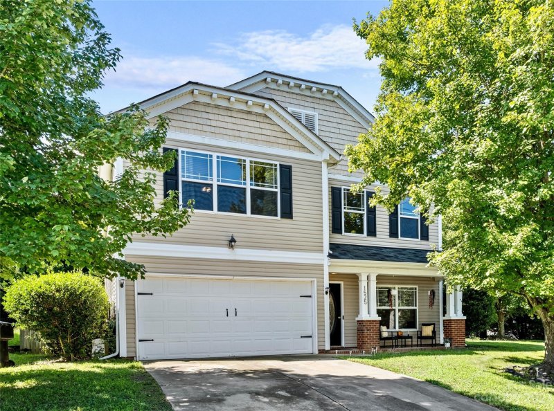 Property image 2 at 1525 Ladora Drive, Charlotte, NC 28262