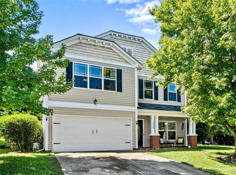 Property image 3 at 1525 Ladora Drive, Charlotte, NC 28262