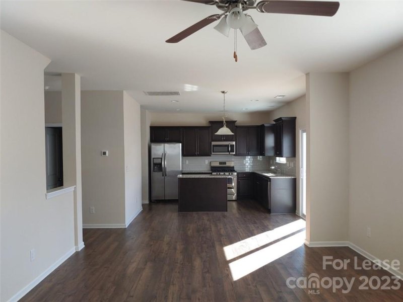 Property image 3 at 143 N Cromwell Drive, Mooresville, NC 28115