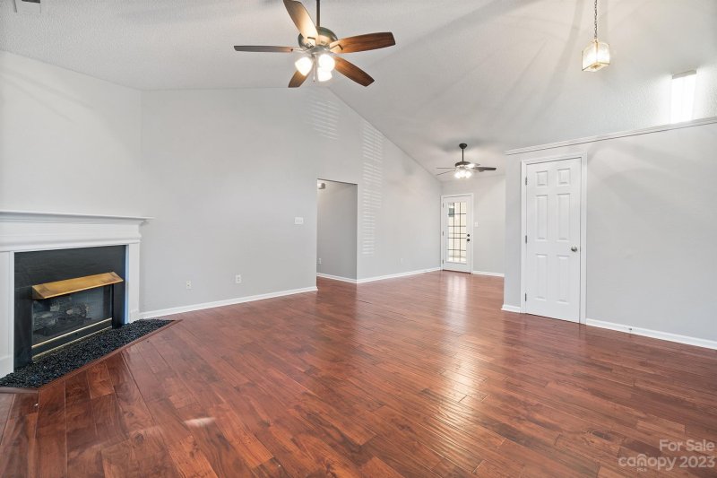 Property image 5 at 9045 Shenington Place, Charlotte, NC 28216