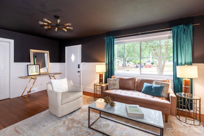 Property image 3 at 800 Mohigan Street, Charlotte, NC 28205