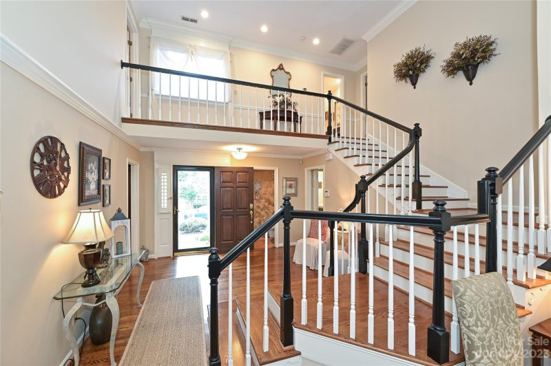 Property image 4 at 5208 Windfern Court, Charlotte, NC 28226