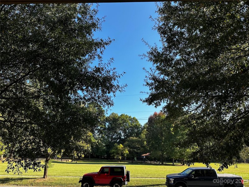 Property image 2 at 3435 Spencer Street, Charlotte, NC 28205