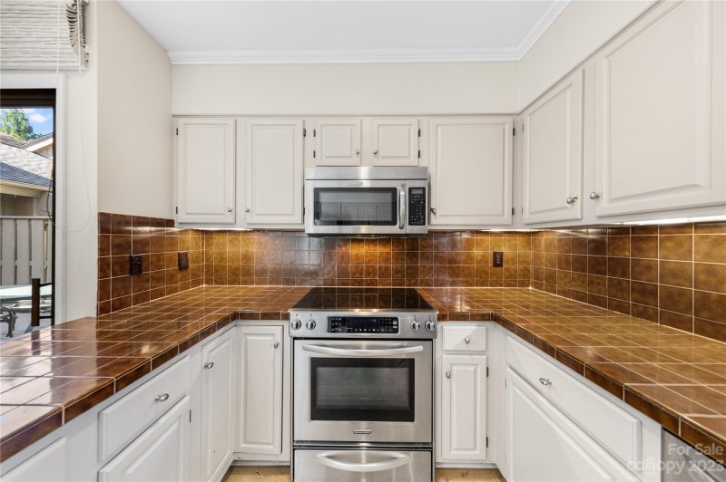 Property image 4 at 5130 Dunes Court, Charlotte, NC 28226