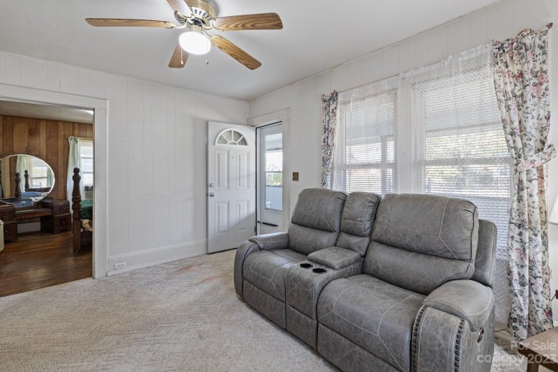 Property image 5 at 22 Montana Avenue, Asheville, NC 28806