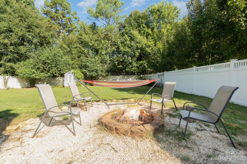 Property image 5 at 2534 Bricker Drive, Charlotte, NC 28273