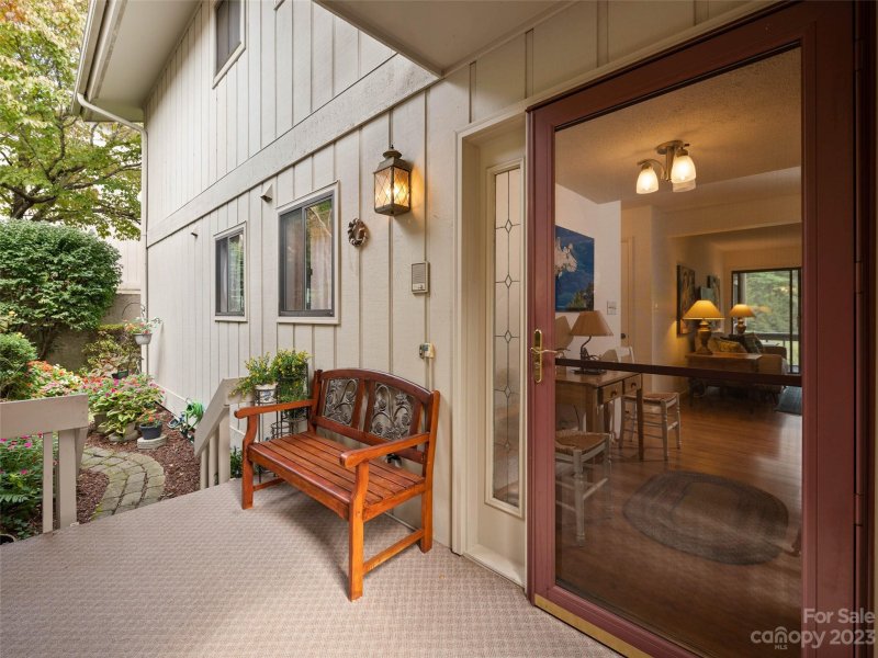 157 Glen Cannon Point