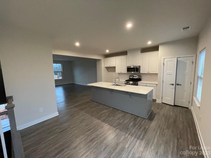 Property image 3 at 109 Helm Lane, Mooresville, NC 28117