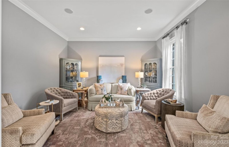 Property image 4 at 9221 Heydon Hall Circle, Charlotte, NC 28210