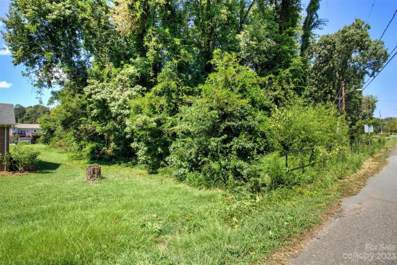 Property image 5 at 3110 Westerwood Drive, Charlotte, NC 28214