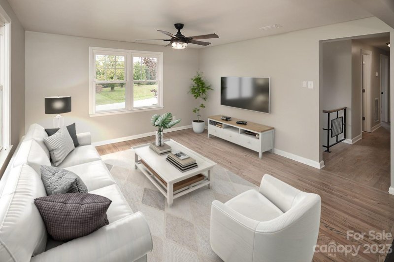 Property image 5 at 2738 25th Avenue, Hickory, NC 28601