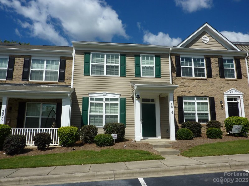 2016 Aston Mill Place