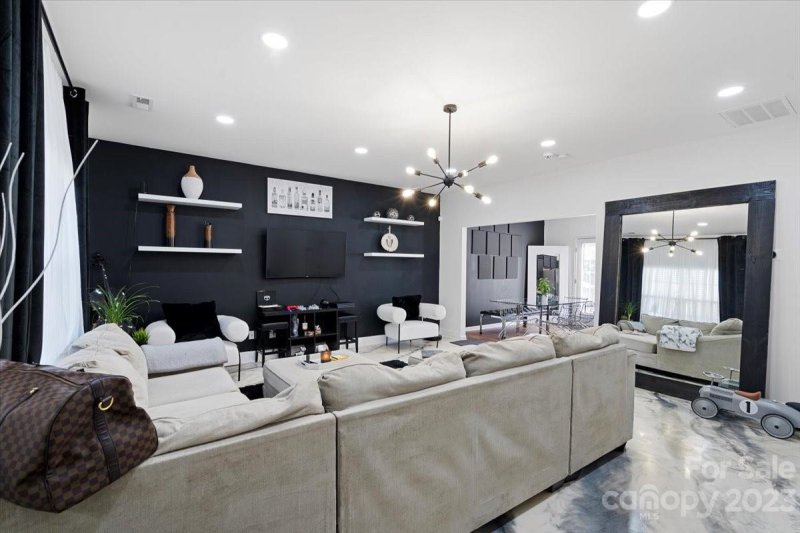 Property image 3 at 101 Ashmore Drive, Mount Holly, NC 28120