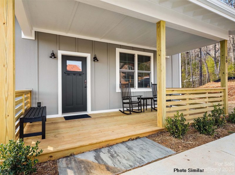 Property image 2 of 62 Westside Village Road in Cedar Cliff Village, Fairview, NC 28730