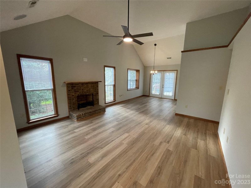 Property image 3 at 7118 Hunters Bluff Drive, Denver, NC 28037