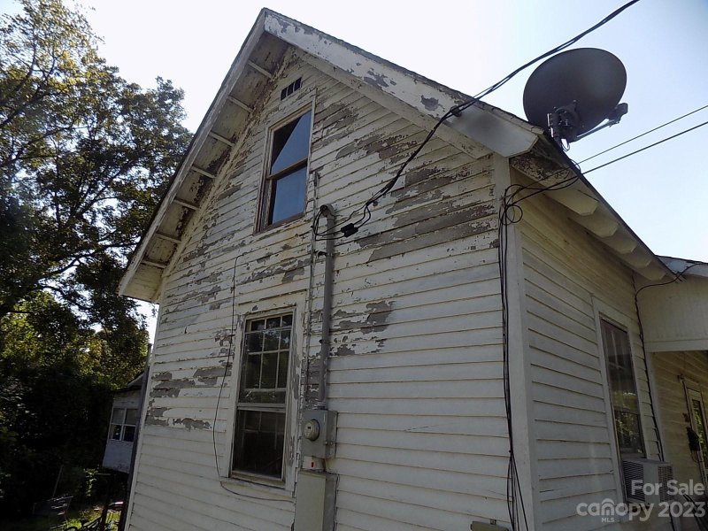 Property image 2 at 310 S King Street, Gastonia, NC 28052