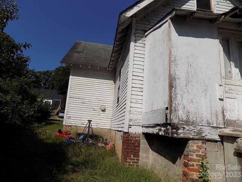 Property image 5 at 310 S King Street, Gastonia, NC 28052