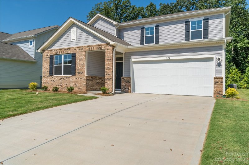 Property image 2 at 3324 Bluff Hill Lane, Charlotte, NC 28215