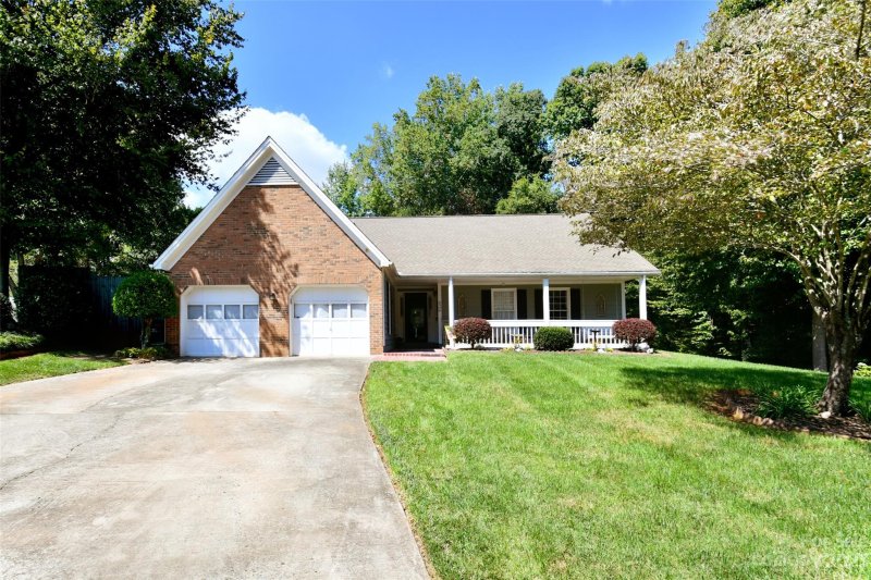 Property image 2 at 6506 Barry Whitaker Place, Mint Hill, NC 28227