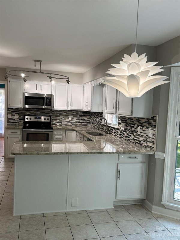 Property image 3 at 8259 Charles Crawford Drive, Charlotte, NC 28269