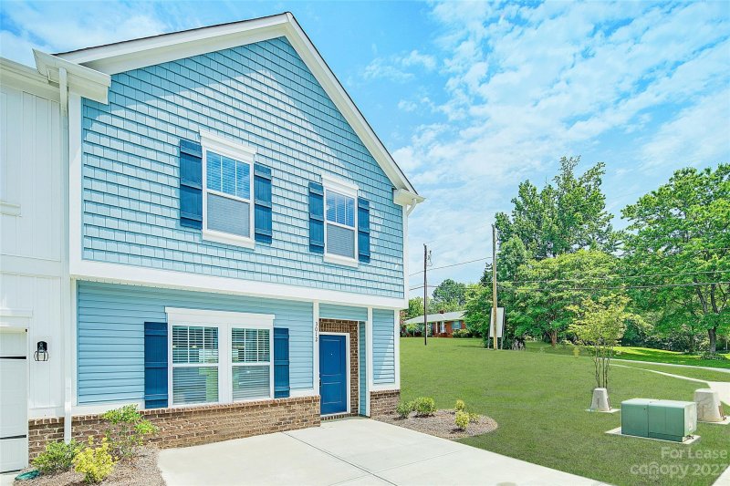Property image 2 at 3012 Ayana Drive, Charlotte, NC 28210