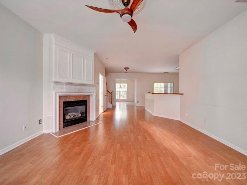 Property image 4 at 10425 Roundleaf Drive, Charlotte, NC 28213