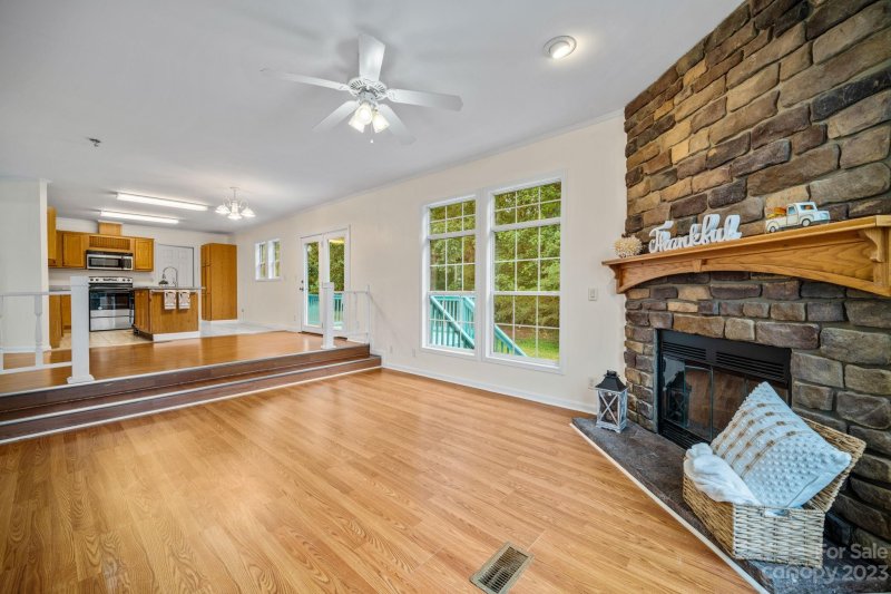 Property image 2 at 2250 Sterling Ridge Drive, Newton, NC 28658