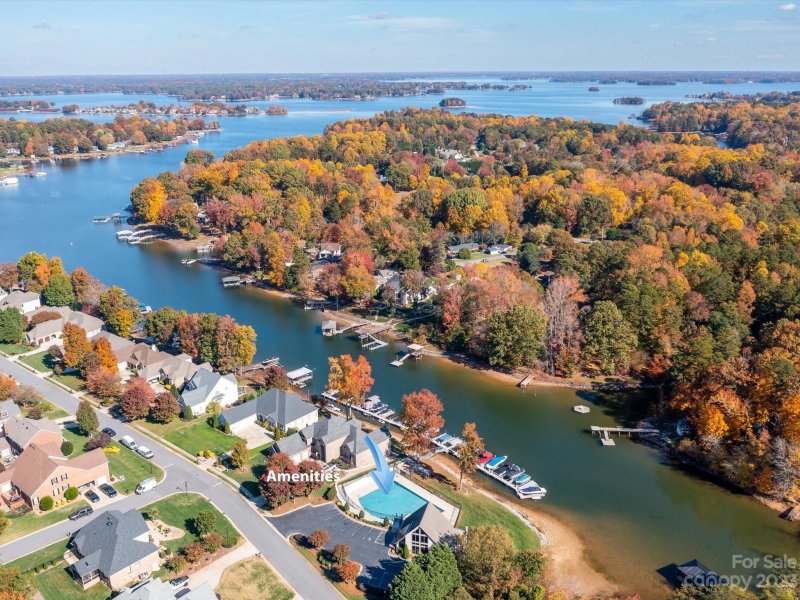 Property image 3 at 7902 Mariners Pointe Circle, Denver, NC 28037