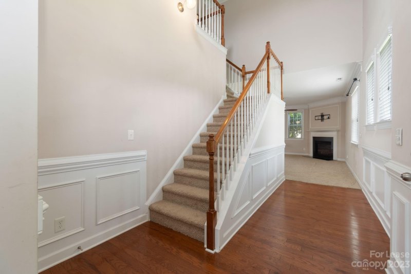 Property image 2 at 5520 Allison Lane, Charlotte, NC 28277