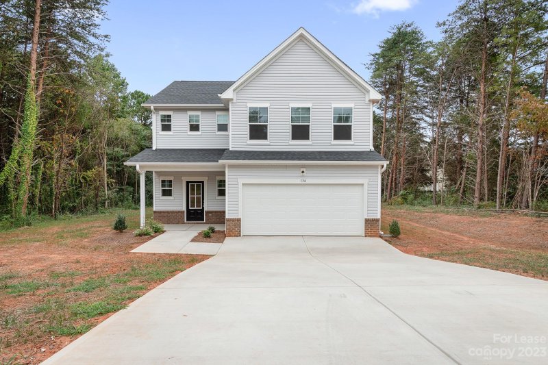 Property image 4 at 134 Continental Drive, Mooresville, NC 28117