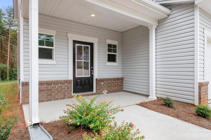 Property image 5 at 134 Continental Drive, Mooresville, NC 28117