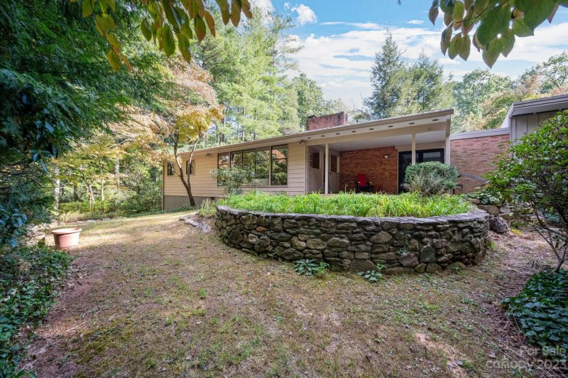 Property image 4 at 112 Hilltop Road, Black Mountain, NC 28711