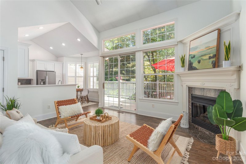 Property image 4 at 104 Nodding Lane, Asheville, NC 28803