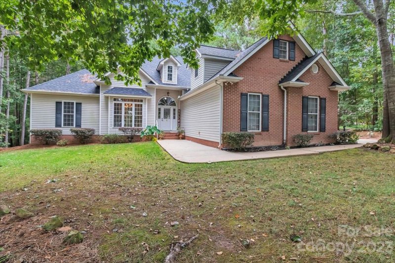 Property image 2 at 1920 Dawnhurst Lane, York, SC 29745