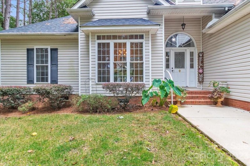 Property image 3 at 1920 Dawnhurst Lane, York, SC 29745