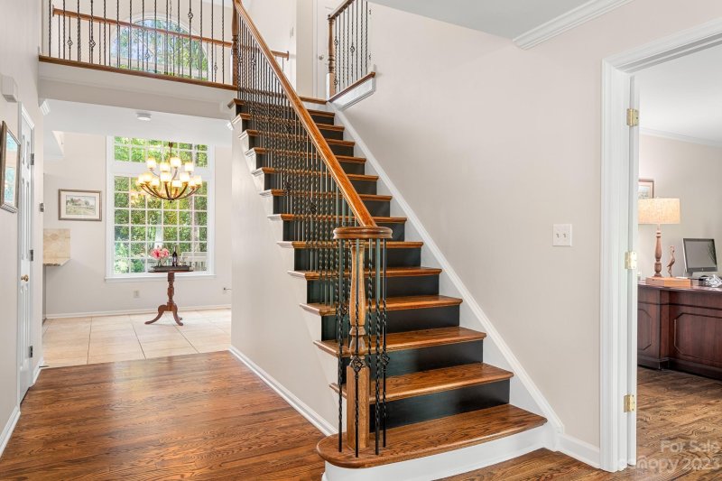 Property image 3 at 10223 Prince Edward Lane, Charlotte, NC 28277