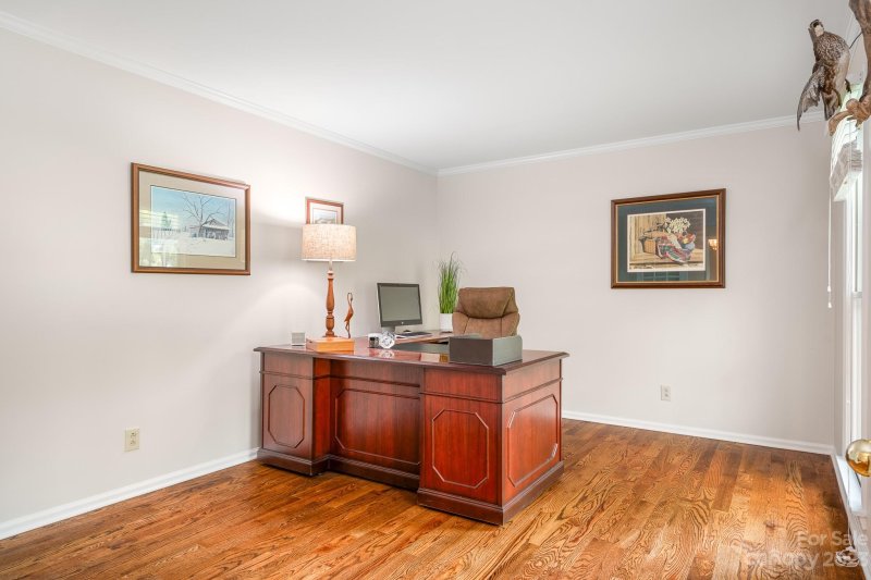 Property image 4 at 10223 Prince Edward Lane, Charlotte, NC 28277