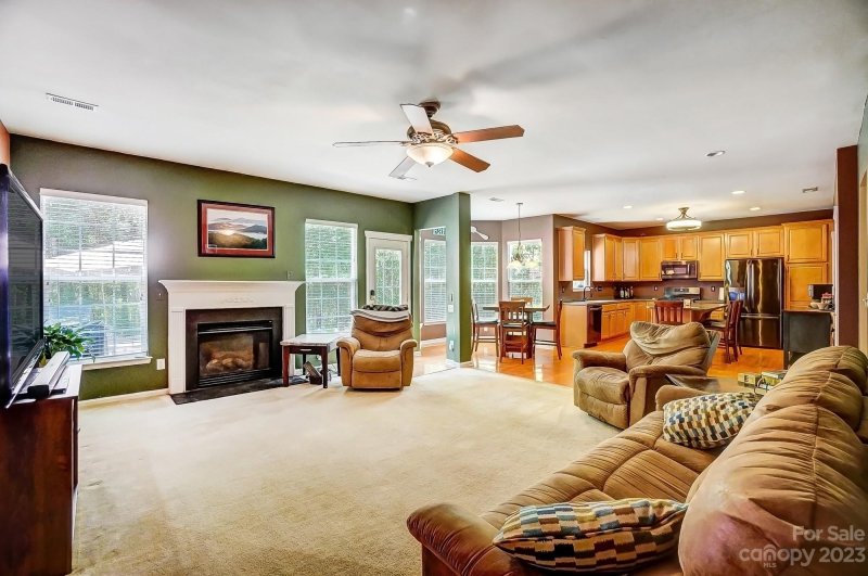 Property image 4 at 135 Grey Oak Lane, Mooresville, NC 28117