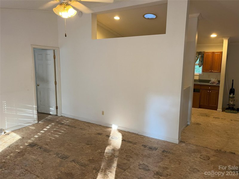 Property image 2 at 112 Inverness Loop, Mooresville, NC 28117