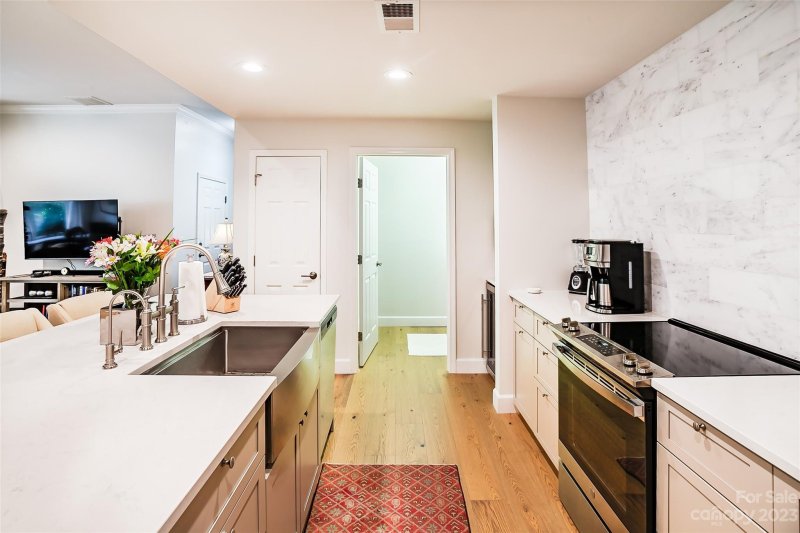 Property image 4 at 47 Ridgetop Circle, Brevard, NC 28712