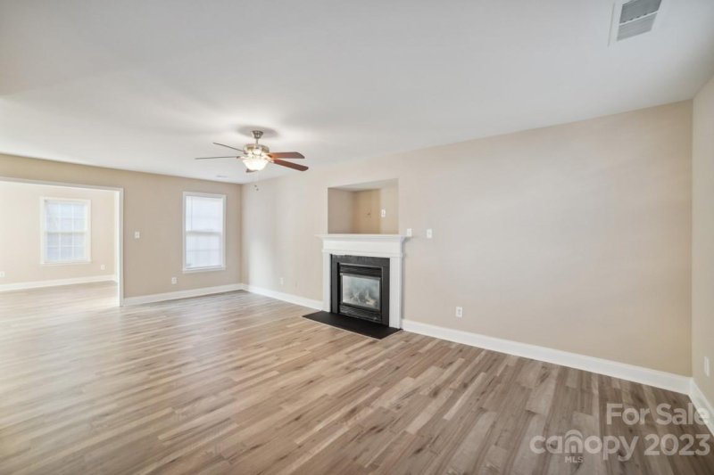 Property image 4 at 2737 Amber Crest Drive, Gastonia, NC 28052